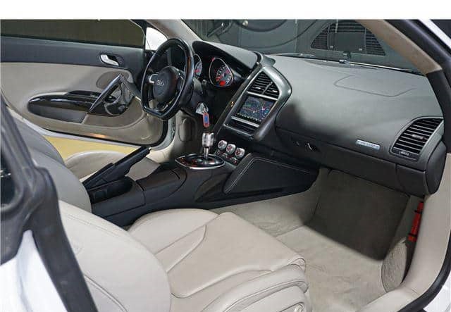 Is the AUDI R8 4.2FSI 2008 suitable for Uganda’s road conditions?