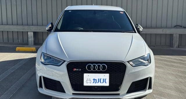 Is the AUDI RS3 SPORTBACK 2016 suitable for Uganda’s road conditions?