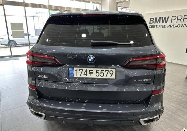 Is the BMW X5 2020 suitable for Uganda’s road conditions?