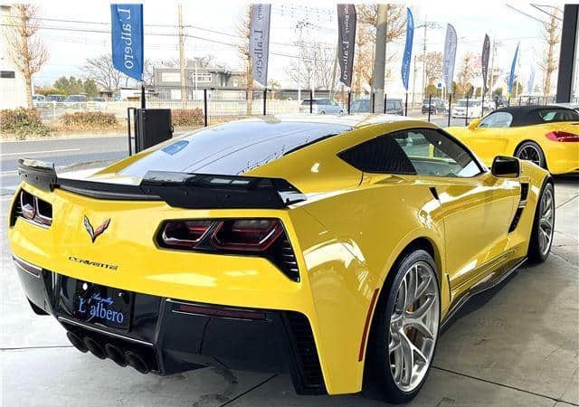 Is the CHEVROLET CORVETTE 7MT 2017 suitable for Uganda’s driving conditions?