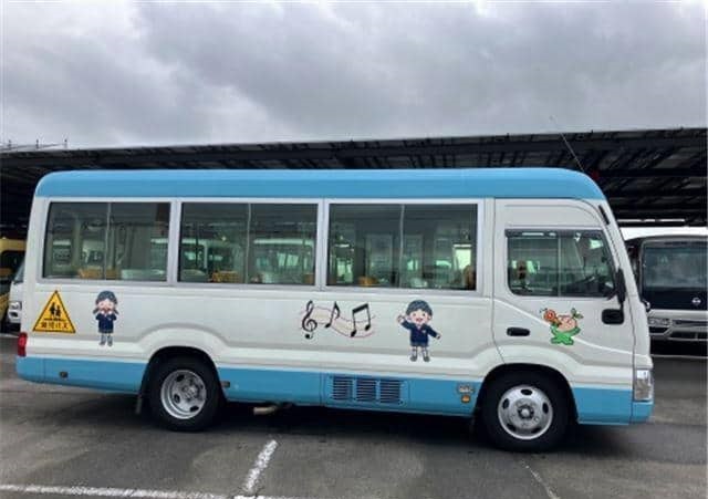 Is the HINO LIESSE 339 2017 suitable for long-distance travel in Uganda?