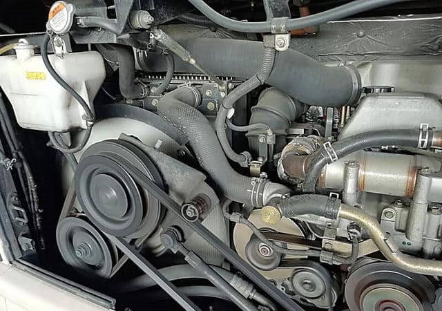 Is the HINO MELPHA 2005 fuel-efficient for long-distance travel in Uganda?