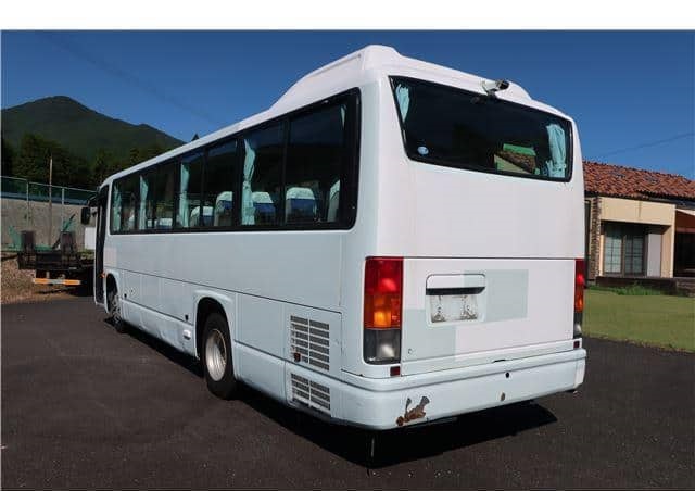 Is the HINO MELPHA 45 2013 suitable for long-distance travel in Uganda?