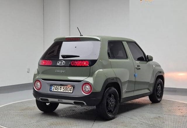Is the HYUNDAI CASPER TURBO INSPIRATION CASPER 2021 fuel-efficient for city driving?