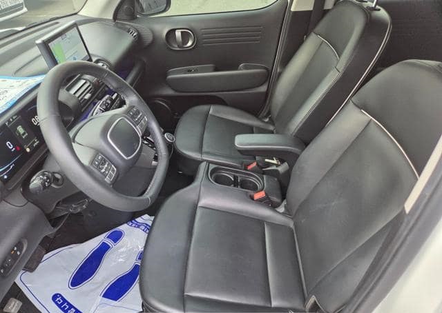 Is the HYUNDAI CASPER TURBO INSPIRATION 2022 suitable for Ugandan roads?