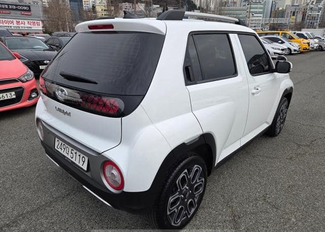 Is the HYUNDAI CASPER TURBO INSPIRATION 2022 suitable for Ugandan roads?