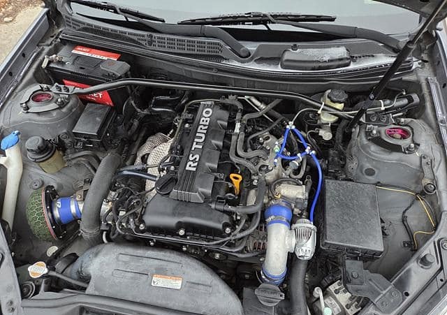 Is the HYUNDAI GENESIS 200 TURBO 2010 fuel-efficient for city driving?