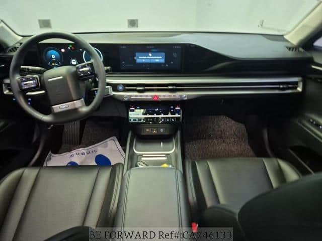 Is the HYUNDAI GRANDEUR GN7 2022 suitable for Ugandan road conditions?