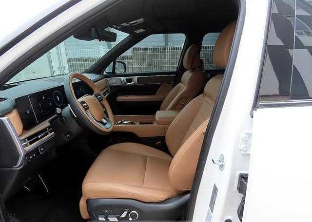 Is the HYUNDAI SANTA FE MX5 2024 a suitable family vehicle for Uganda?