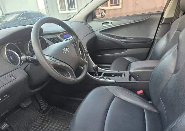 2010 Hyundai Sonata Exclusive Sonata LPI Deluxe In Wakiso