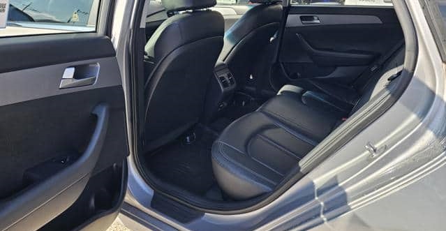 Is the HYUNDAI SONATA NEW RISE 2022 suitable for Uganda’s road conditions?