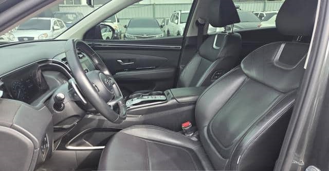 Is the HYUNDAI TUCSON INSPIRATION 2WD 2022 suitable for Ugandan road conditions?