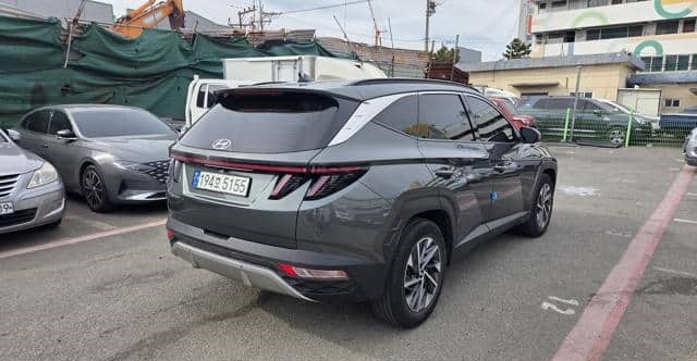 Is the HYUNDAI TUCSON INSPIRATION 2WD 2022 suitable for Ugandan road conditions?