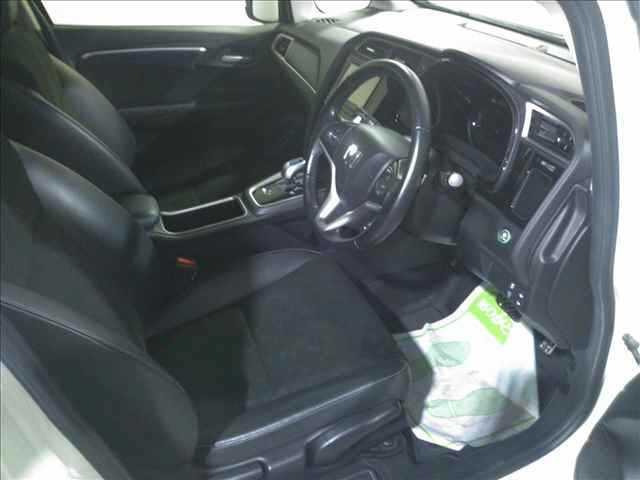 Is the HONDA CIVIC SHUTTLE 2017 fuel-efficient for Ugandan roads?