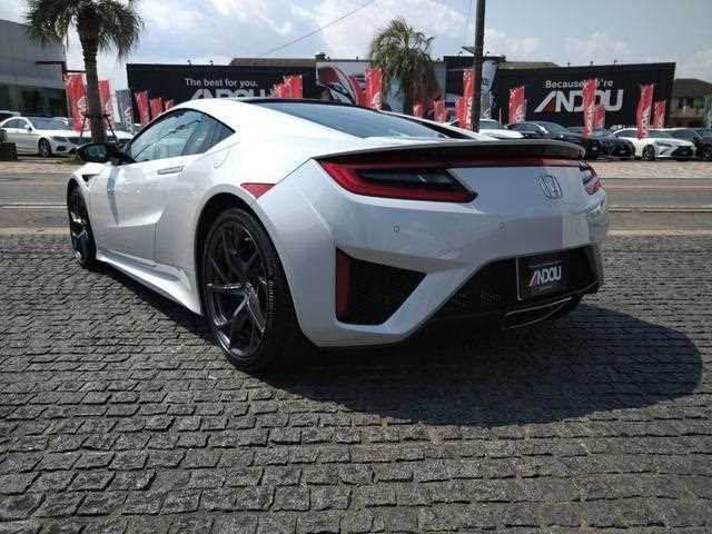 Is the HONDA NSX 2018 suitable for Uganda’s road conditions?