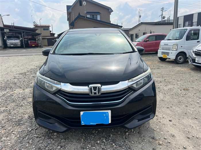 Is the HONDA SHUTTLE 2016 fuel efficient for Ugandan roads?