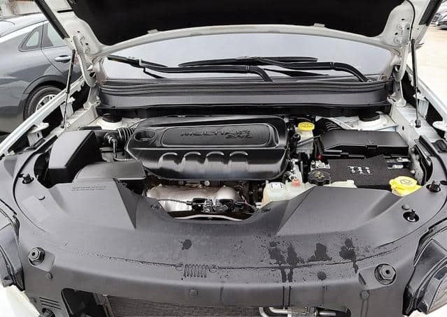 Is the JEEP CHEROKEE 2021 suitable for Uganda’s road conditions?