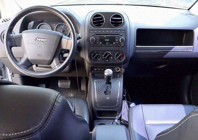 JEEP COMPASS 2009 How To Choose The Right Spec Comfort Safety Handling Daily Use