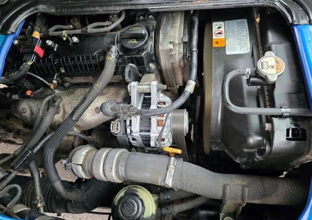 Is the KIA BONGO 3 KING CAP CRDI 2015 fuel-efficient for Ugandan roads?