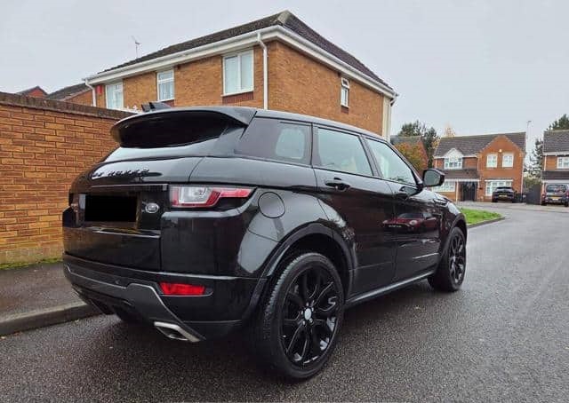 Is the LAND ROVER RANGE ROVER EVOQUE AUTOMATIC DIESEL 2017 fuel-efficient for long trips in Uganda?