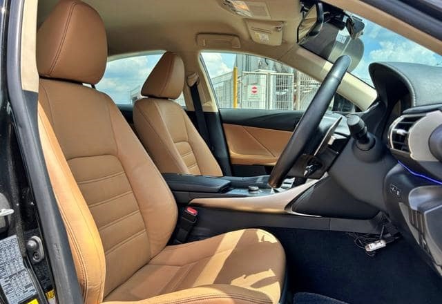Is the LEXUS IS LEXUS IS250 2016 a reliable vehicle for Ugandan roads?