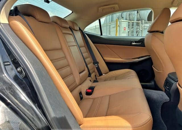 Is the LEXUS IS LEXUS IS250 2016 a reliable vehicle for Ugandan roads?