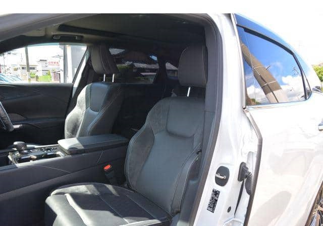 Is the LEXUS RX L 2024 available in Uganda?