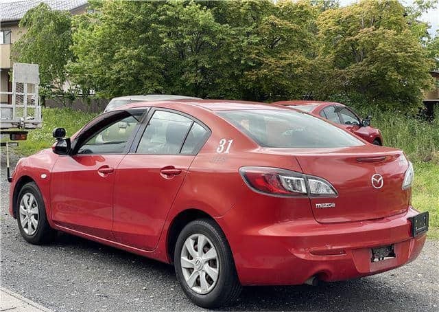 MAZDA AXELA HYBRID 2013 How To Choose The Right Spec Comfort Safety Handling Daily Use