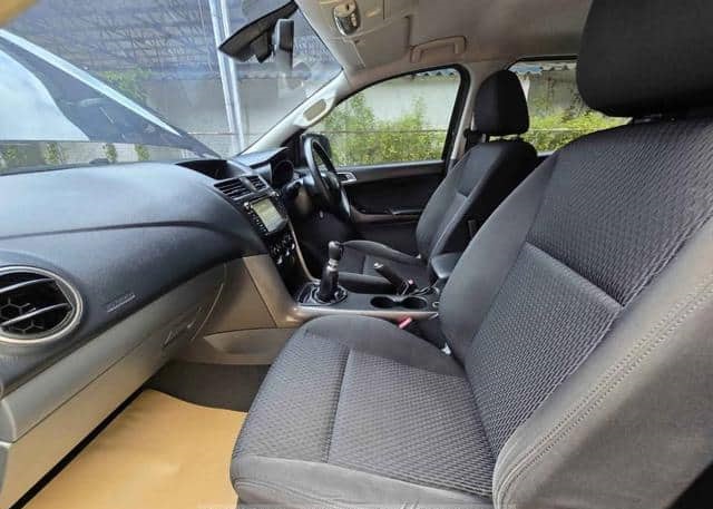 What are the key features of the MAZDA BT-50 PRO 2017?