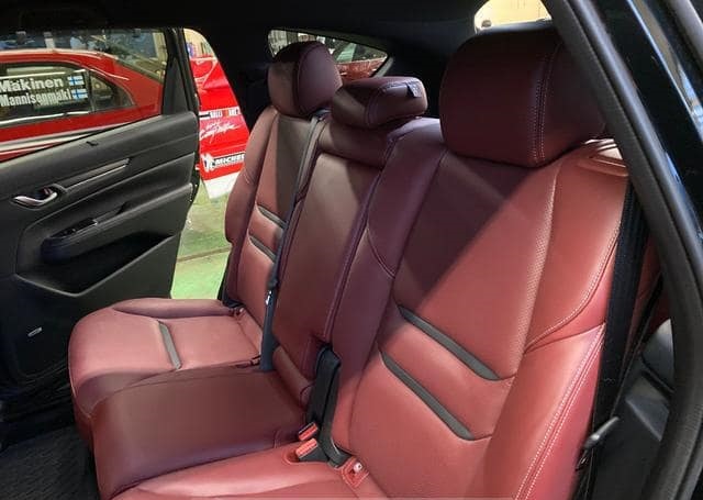 Is the MAZDA CX-8 XD CX-8 2023 suitable for Uganda’s road conditions?