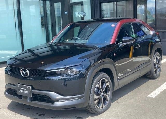 Cabin Space Review For 2023 Mazda MX-30 R In Uganda