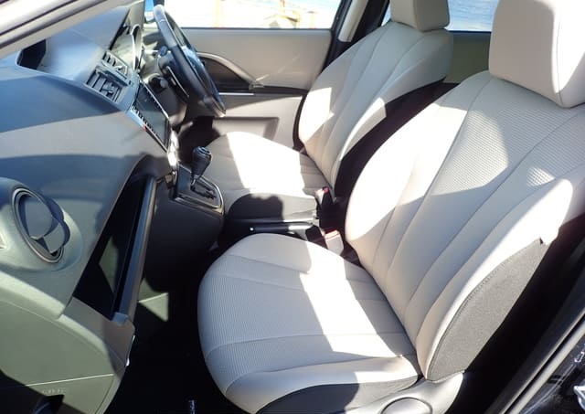 Is the MAZDA PREMACY 2015 a good choice for family use in Uganda?