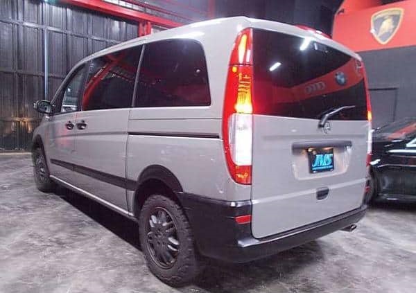 Is the MERCEDES-BENZ V-CLASS 2007 suitable for Ugandan roads?