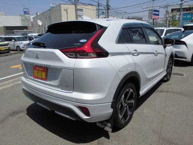 Is the MITSUBISHI ECLIPSE 2020 suitable for Uganda’s road conditions?