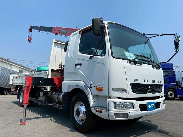 MITSUBISHI FIGHTER 2016 Comfort And Practicality For Family Or Business Use
