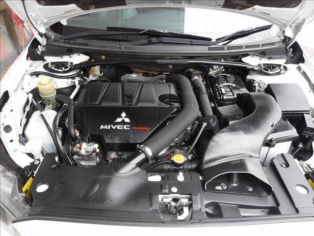 Is the MITSUBISHI GALANT FORTIS 2008 fuel-efficient for city driving?