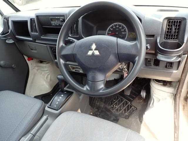MITSUBISHI MINICAB TRUCK 2013 Common Warning Lights And What They Mean