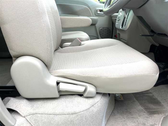 NISSAN NV100CLIPPER 2015 In Uganda Paperwork Checks Logbook And Transfer Tips
