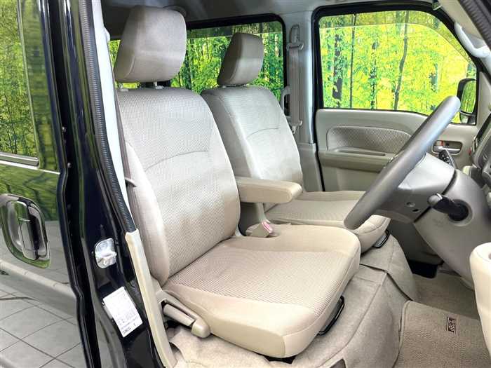 NISSAN NV100CLIPPER 2015 In Uganda Paperwork Checks Logbook And Transfer Tips