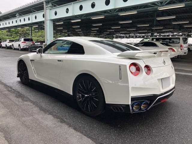NISSAN GT-R 2019 How To Choose Between Similar Models And Trims