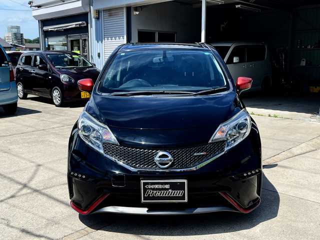 Is the NISSAN NOTE 2014 fuel-efficient for city driving in Uganda?