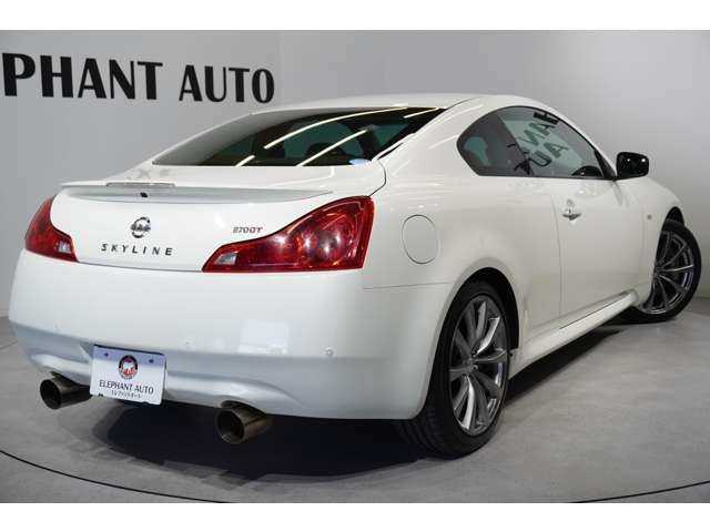 NISSAN SKYLINE COUPE 2008 Comfort And Practicality For Family Or Business Use