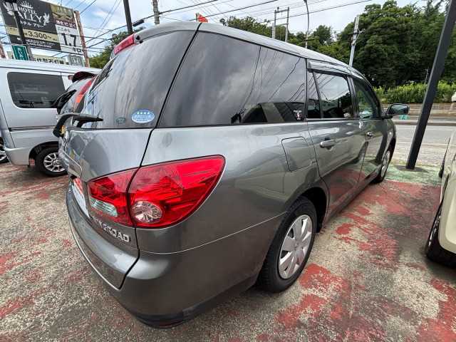 Is the NISSAN WINGROAD 2014 fuel-efficient for long drives in Uganda?