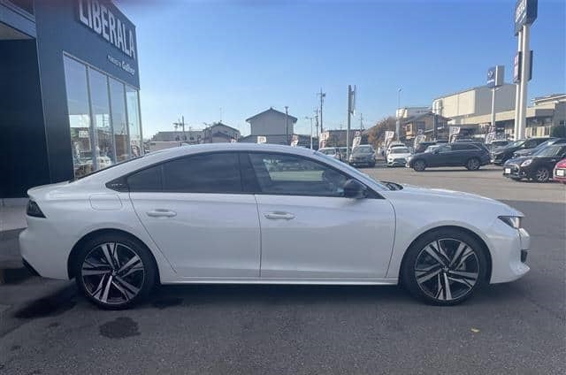 PEUGEOT 508 2021 Interior Features Tech And Comfort Essentials