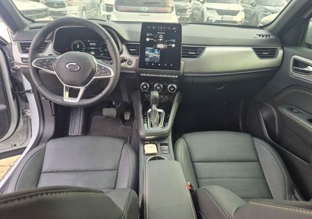 Is the RENAULT XM3 SAMSUNG XM3 2024 suitable for Uganda’s road conditions?