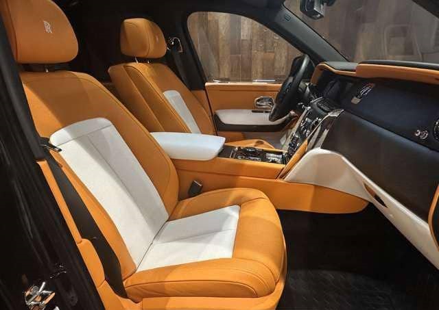 Is the ROLLS-ROYCE CULLINAN 6.754WD 2019 suitable for Ugandan roads?
