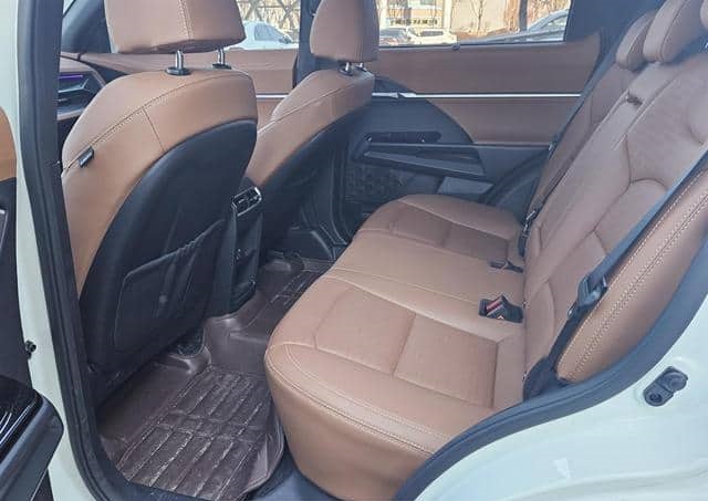 Is the SSANGYONG TORRES 2024 fuel efficient for Ugandan roads?