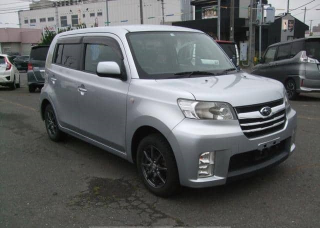 Is SUBARU DEX 2008 suitable for rough terrains in Uganda?