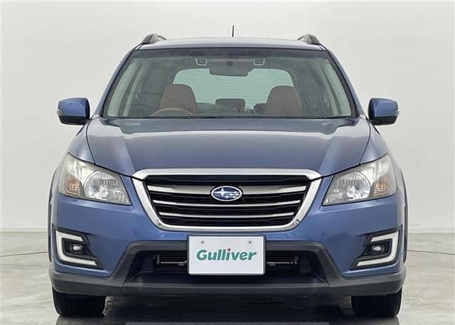 Is the SUBARU EXIGA CROSSOVER 2018 suitable for family use?