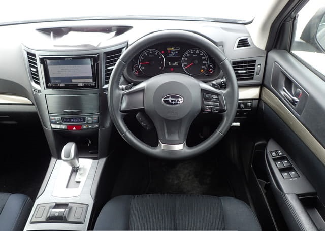 SUBARU LEGACY B4 2012 How To Spot Accident Damage And Flood Signs
